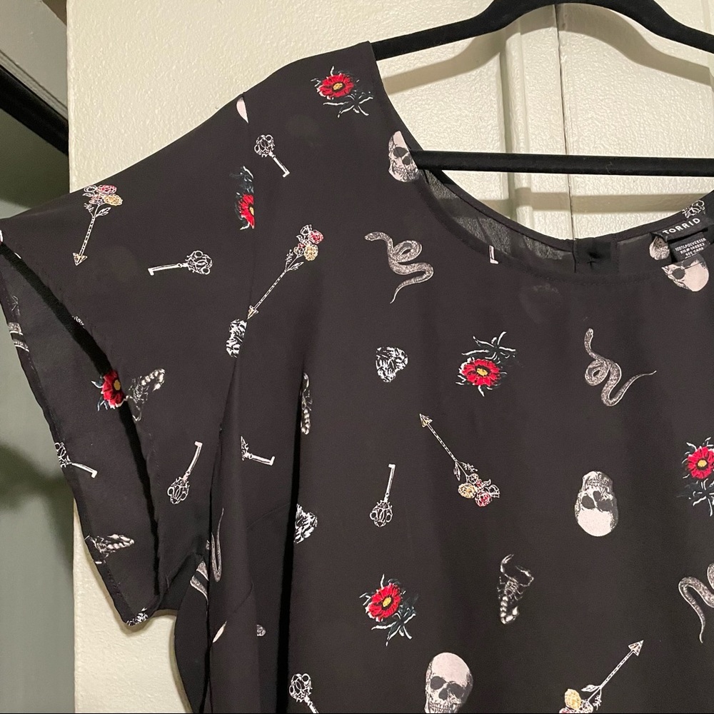 💀Torrid Chiffon Shirt